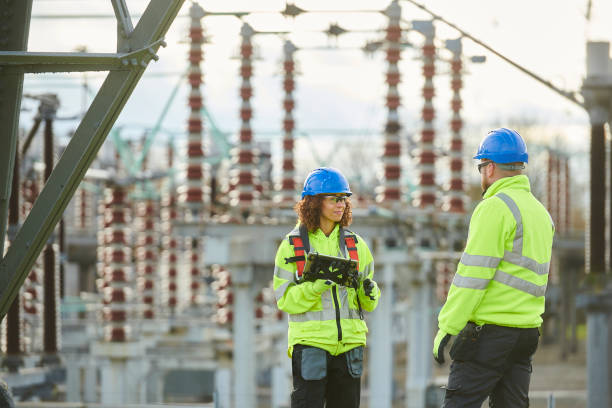 Best Electrical Installation Contractor  in Newton, IA