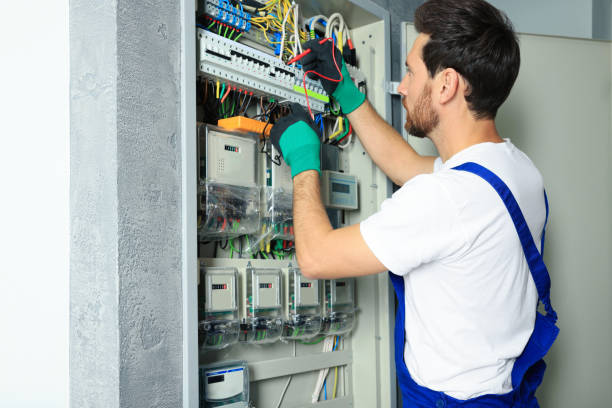 Best Emergency Electrician Near Me  in Newton, IA